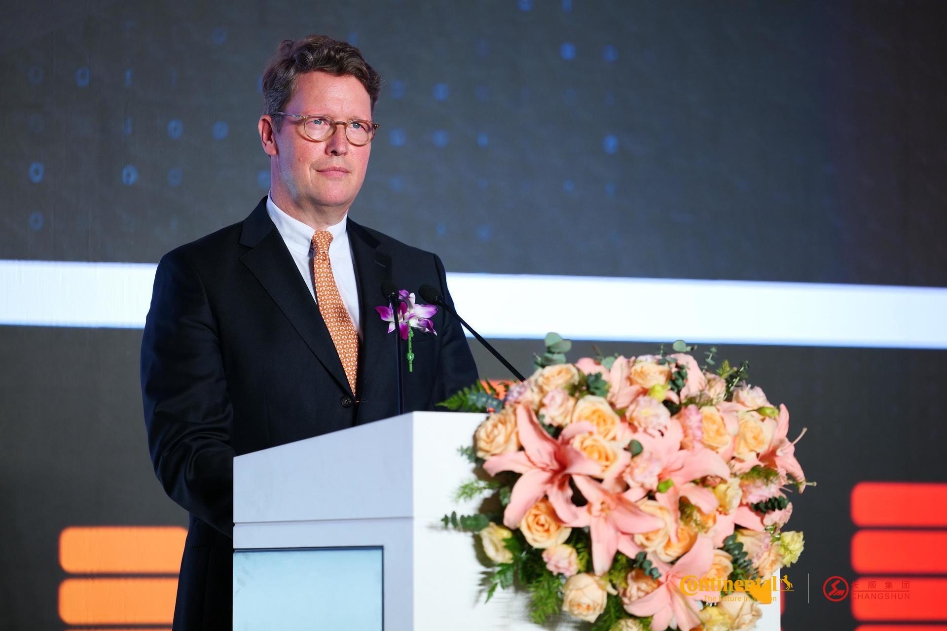 29749214.jpg IMG_4277.jpg